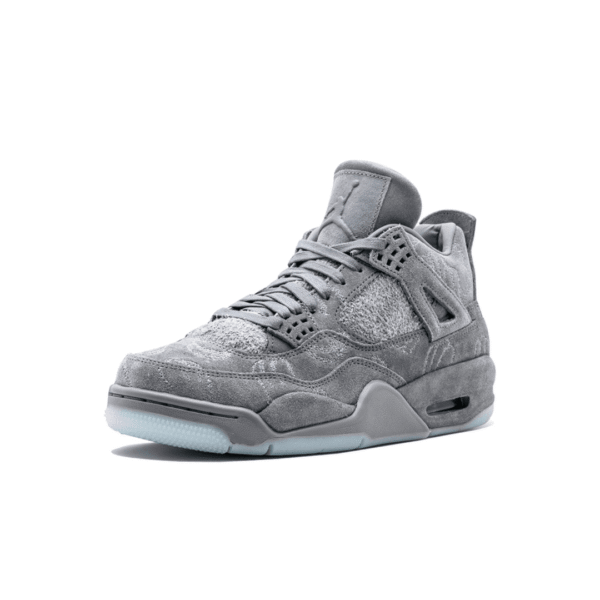 J4 Retro Kaws - imagine 2