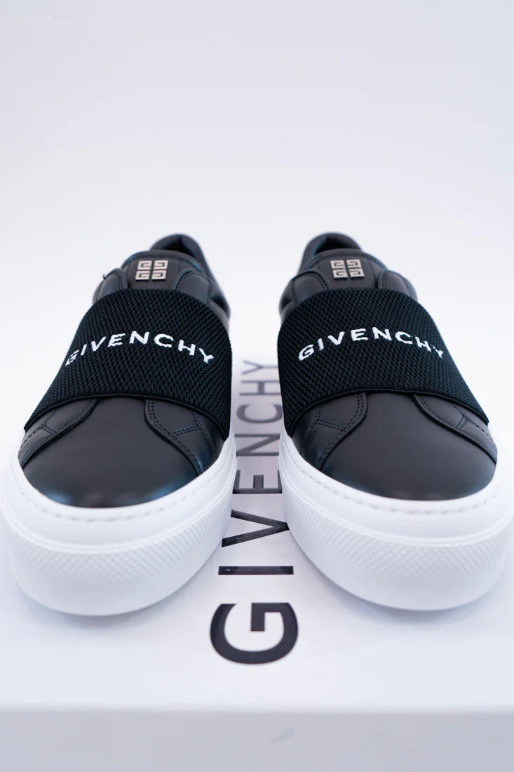 GIVENCHY - imagine 3